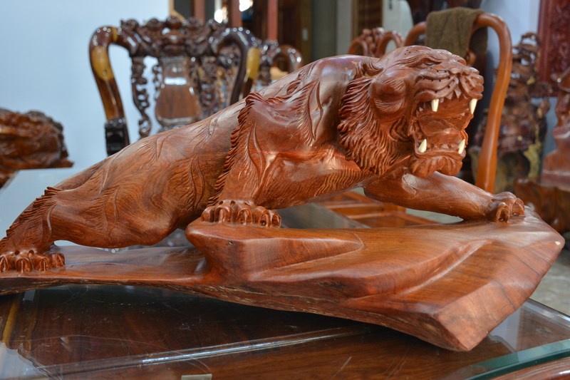 Ý nghĩa và cách bày trí tượng hổ bằng gỗ chuẩn phong thủy